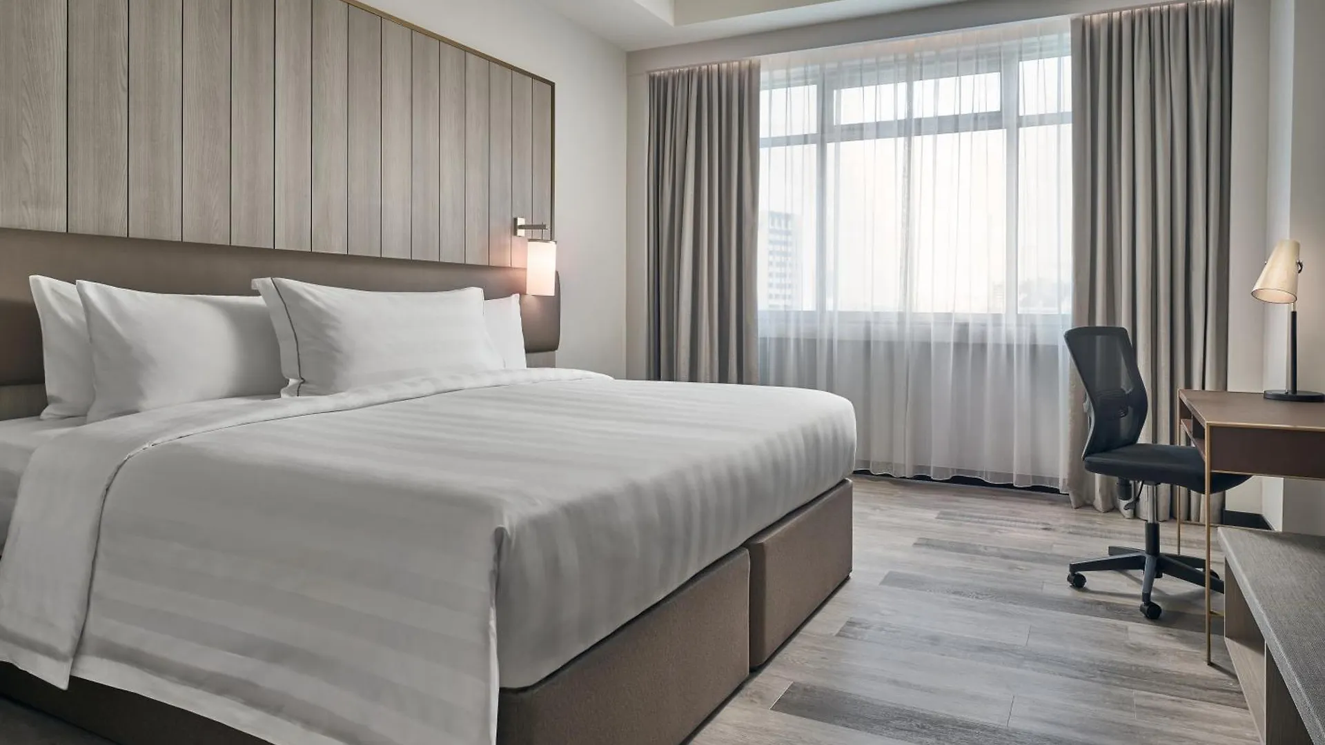Novotel Singapore On Kitchener Hotell