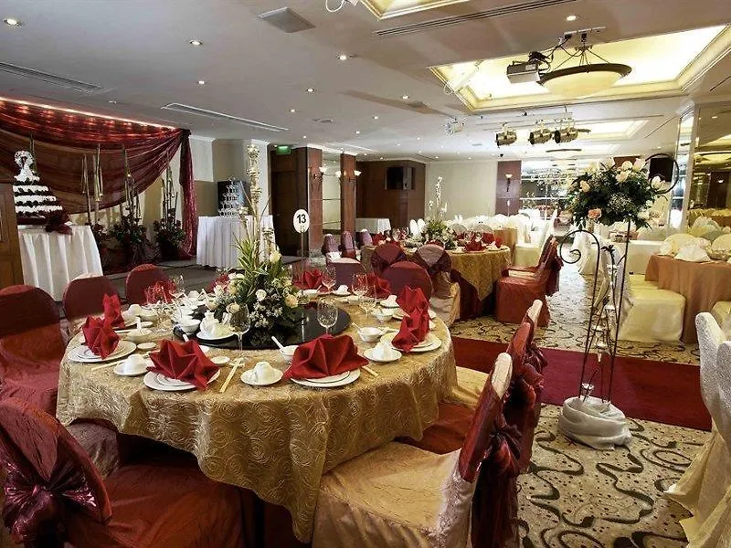 Novotel Singapore On Kitchener Hotell